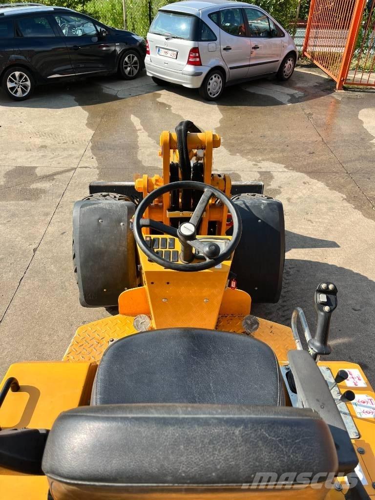 Knikmops KM 250 Wheel loaders