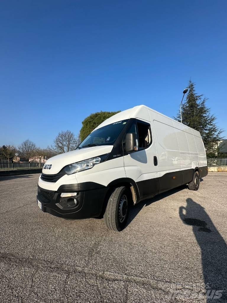 Iveco Daily 35 S16 Panel vans