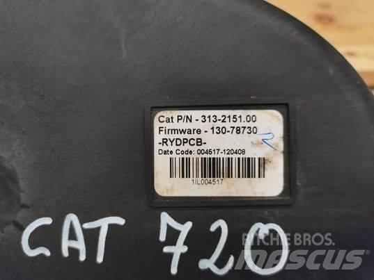 CAT 725 meter Electronics