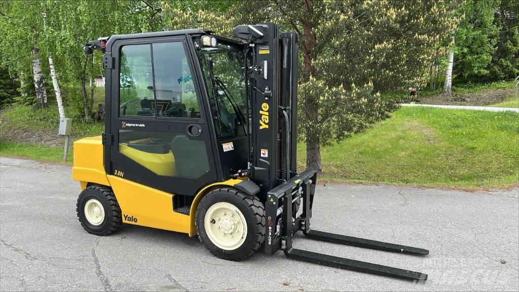 Yale GDP 3.0 N Diesel trucks