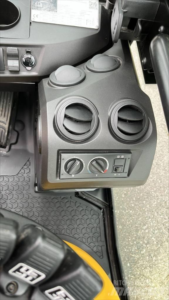 Yale GDP 3.0 N Diesel trucks