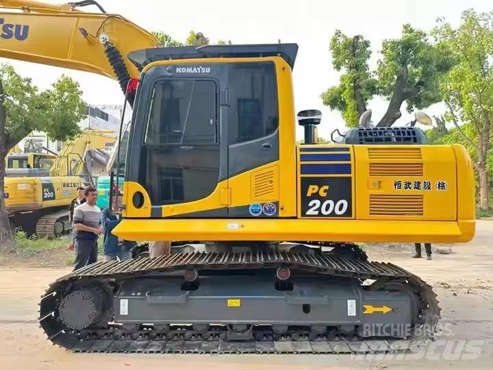 Komatsu PC200 Crawler excavators