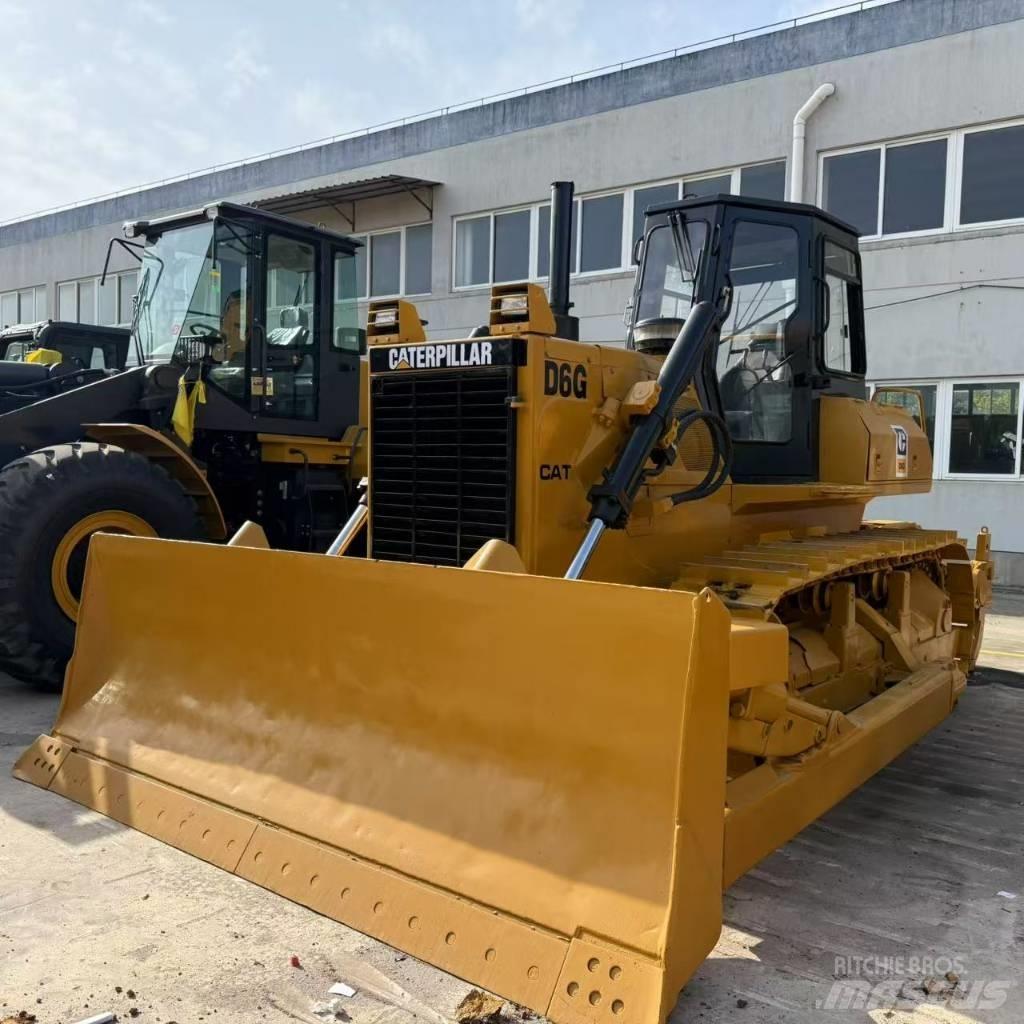 CAT D 6 G Crawler dozers