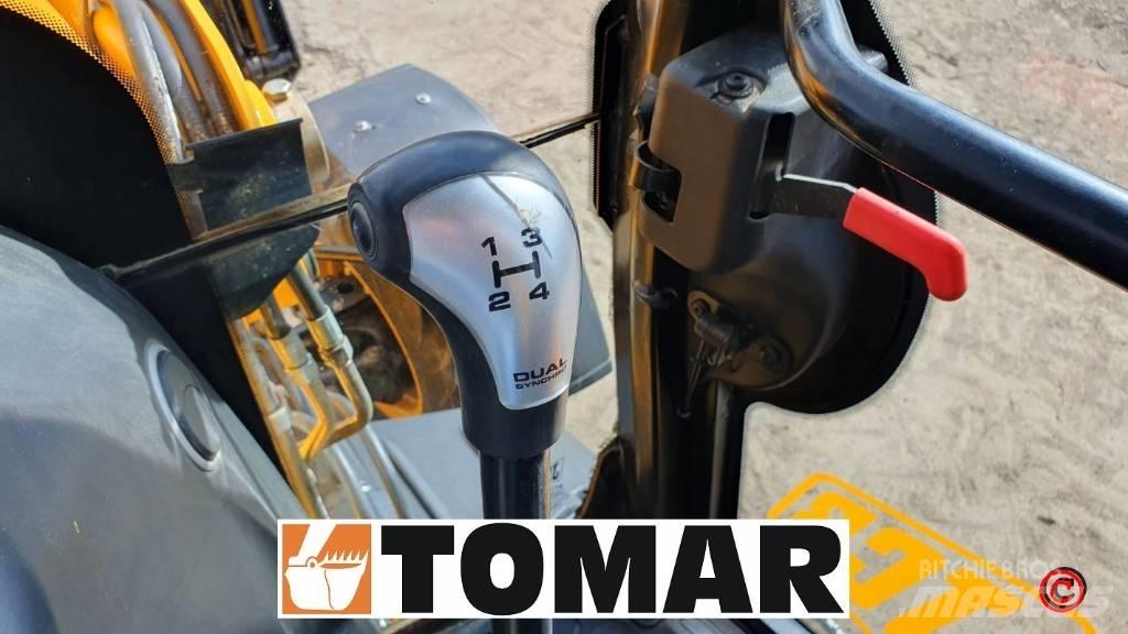JCB 3 CX Backhoe