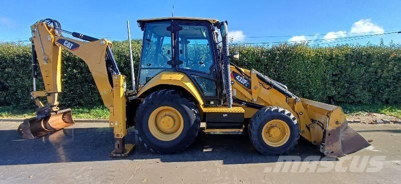 CAT 432 F2 Backhoe