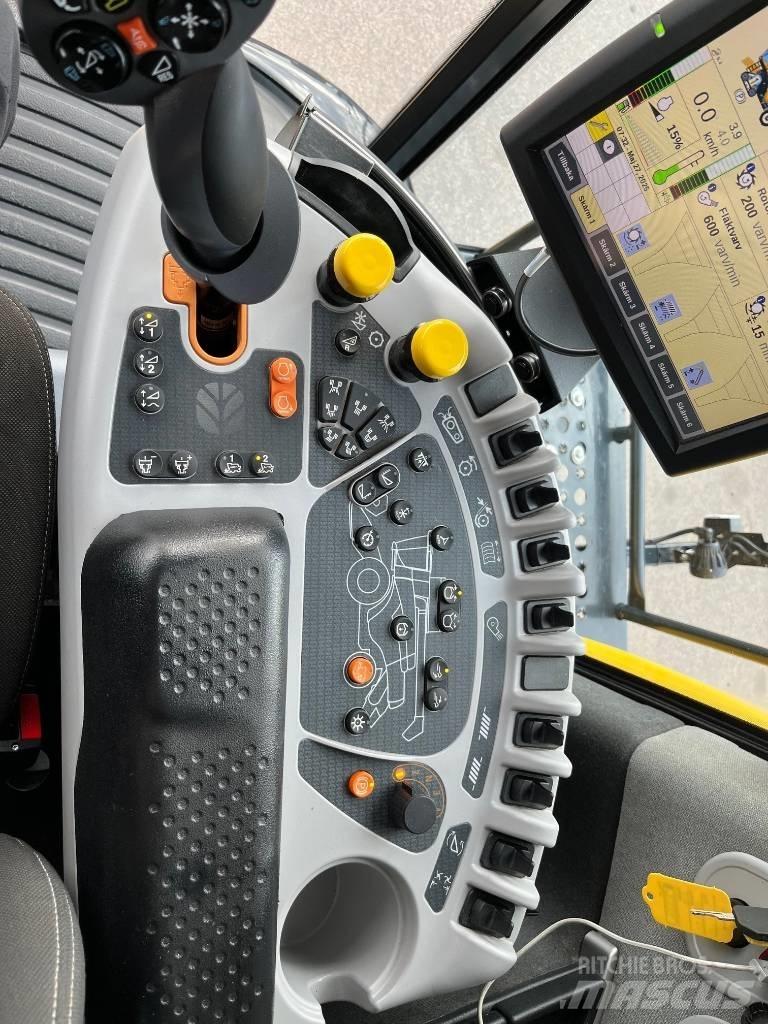 New Holland CR 10.90 Combine harvesters