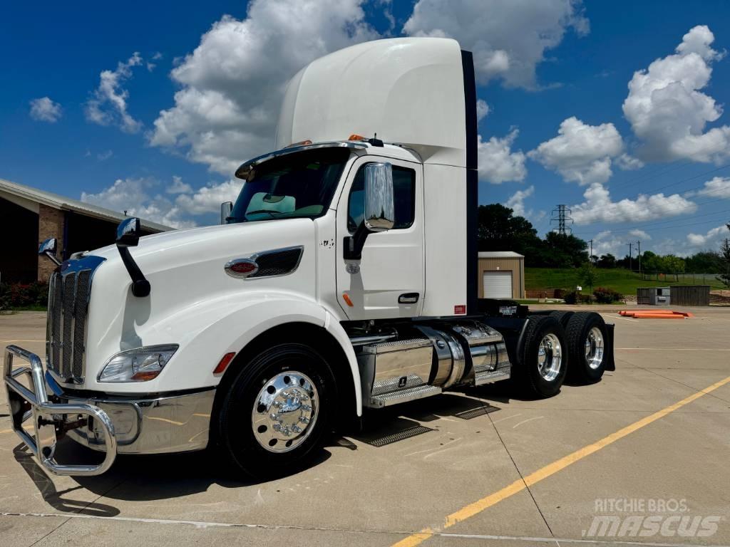 Peterbilt 579 Prime Movers
