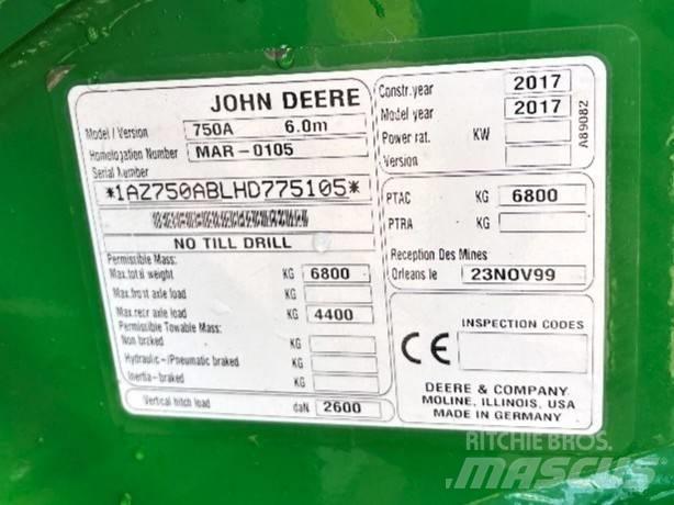 John Deere 750 A Drills