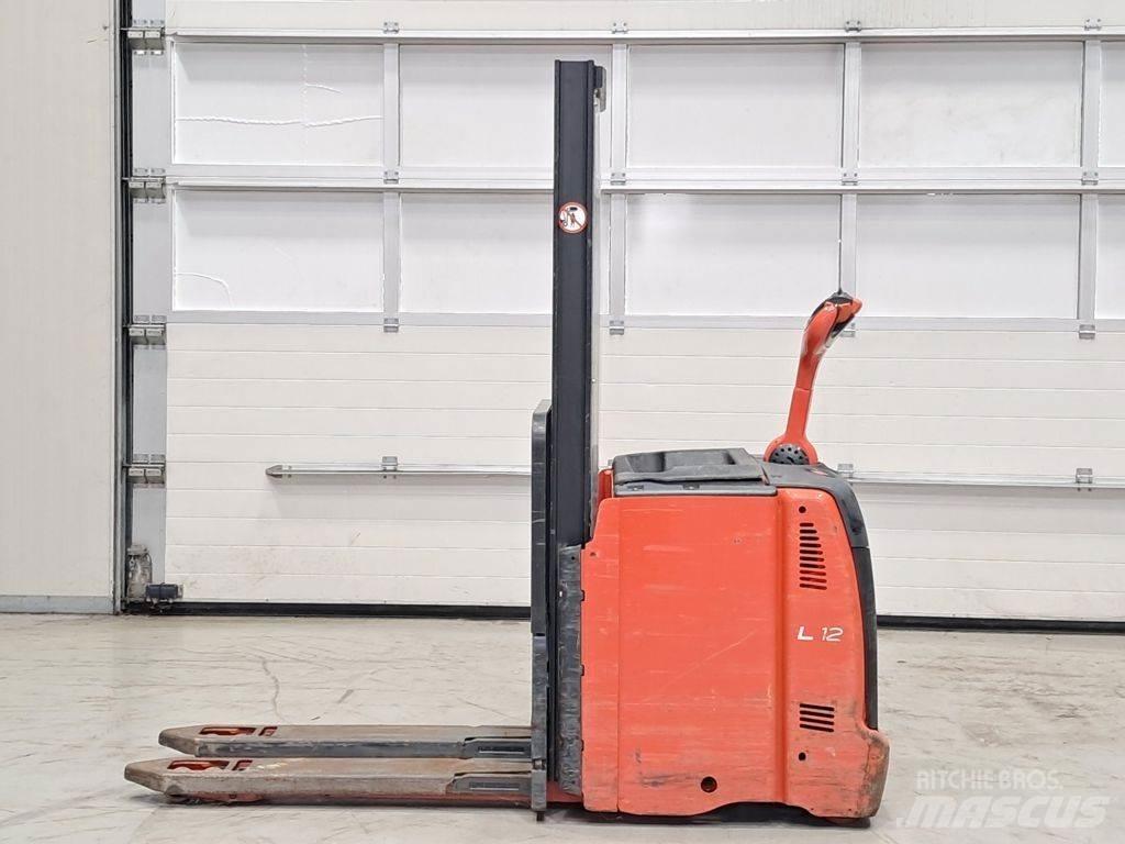 Linde L12L Pedestrian stacker