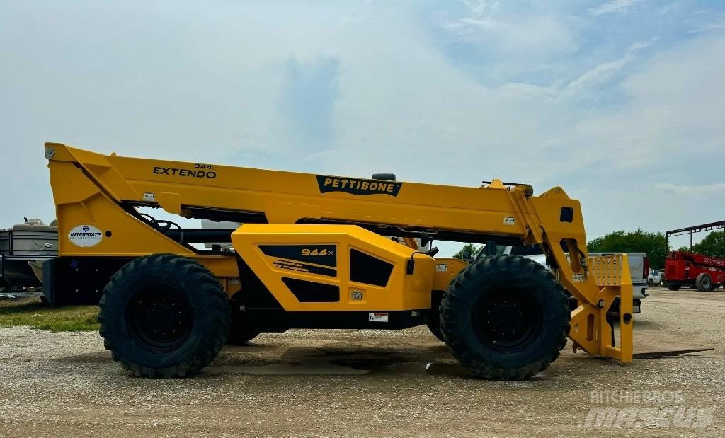 Pettibone 944 Telescopic handlers