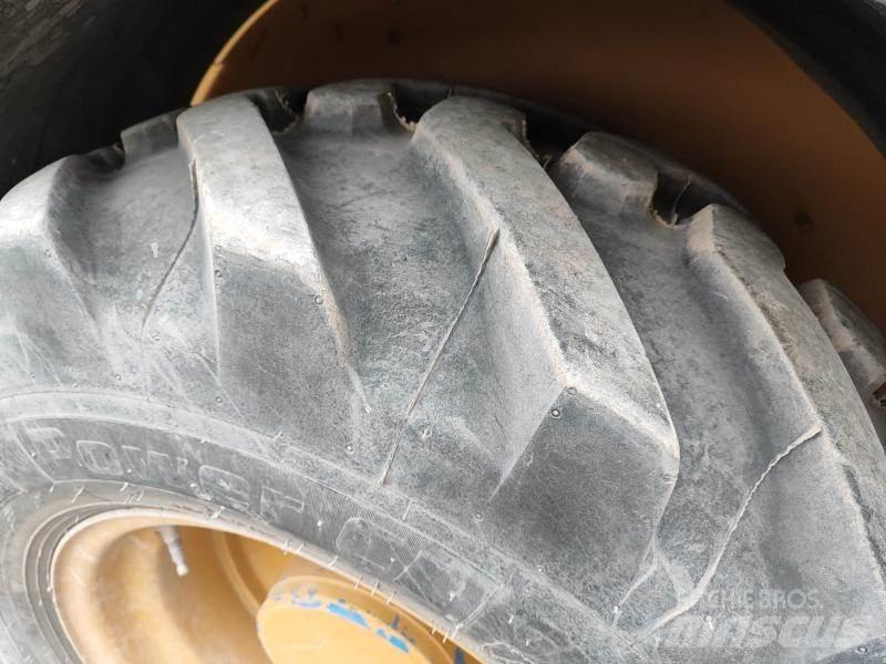 CAT 908 Wheel loaders