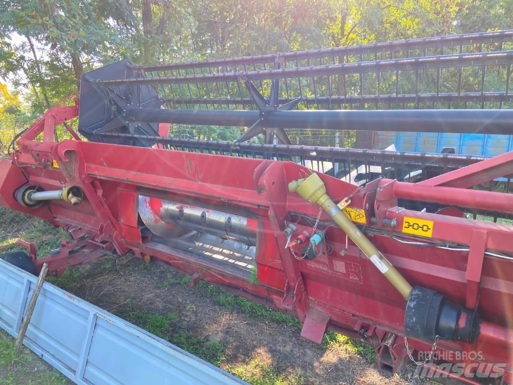 Case IH 521 Combine harvesters