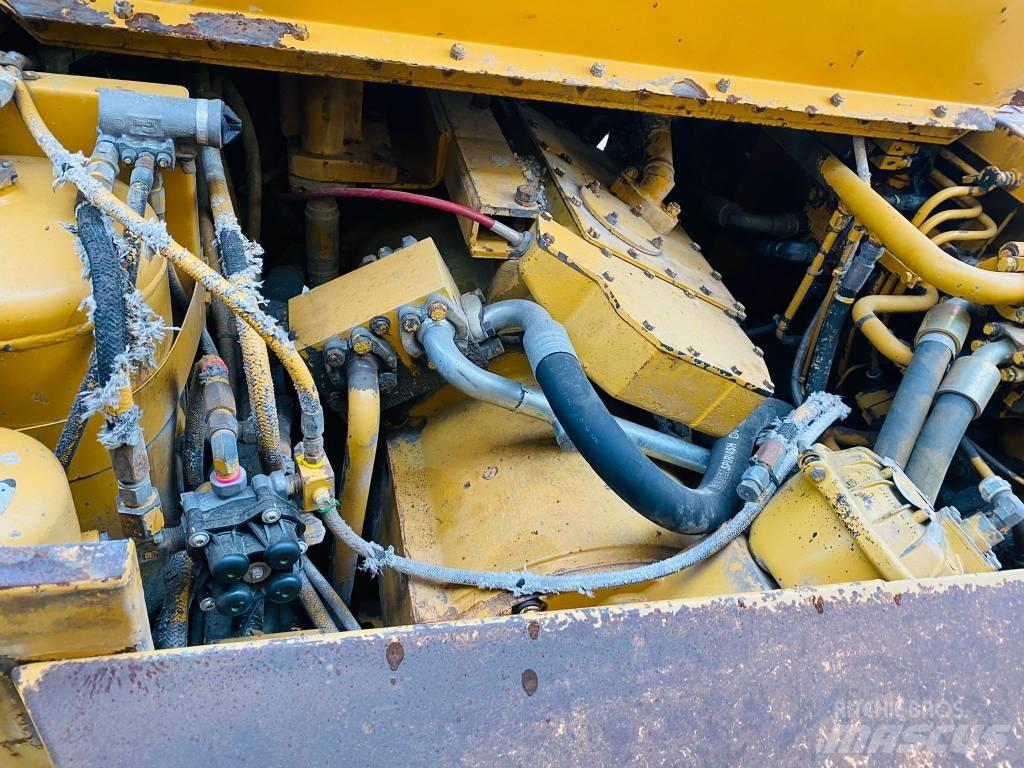 CAT D 25 C Articulated Haulers