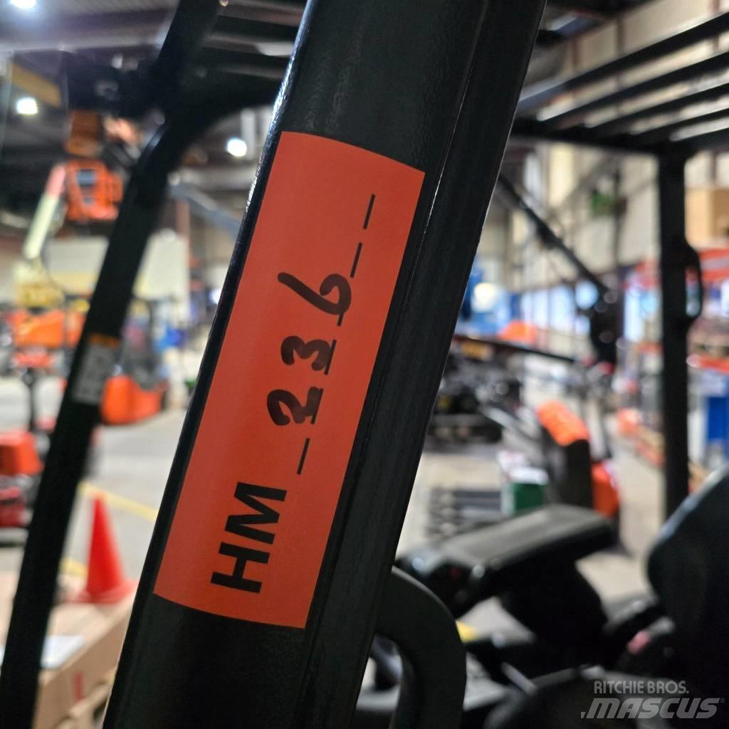 Doosan B 35 X-7 Electric forklift trucks