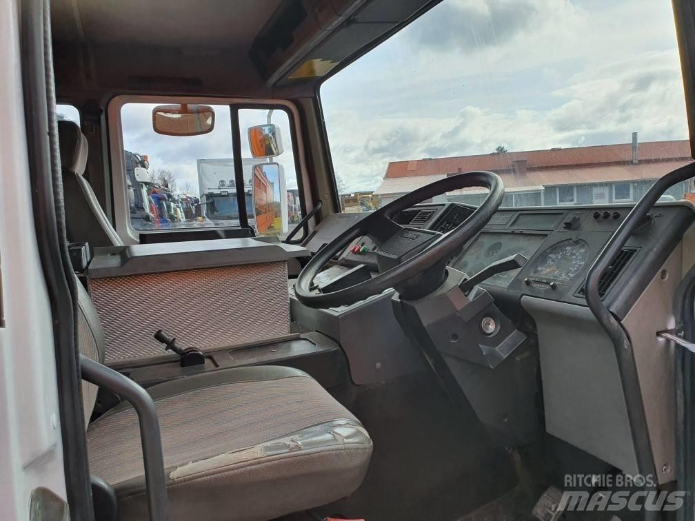 Volvo FE618 Trailer mounted platforms
