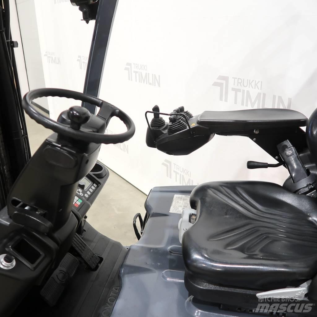 Toyota 8FBE15T Electric forklift trucks