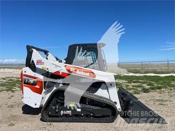 Bobcat T76 Skid steer loaders