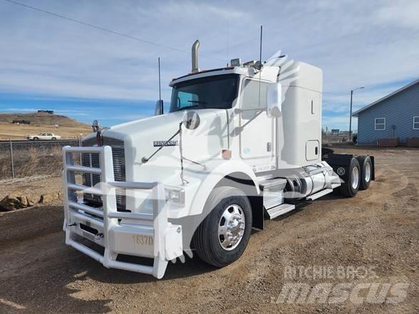 Kenworth T800 Prime Movers