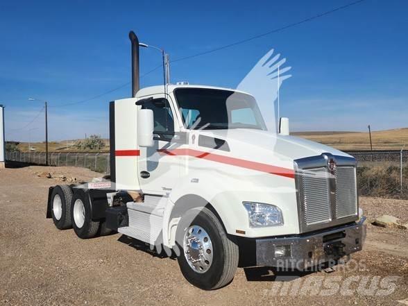 Kenworth T880 Prime Movers