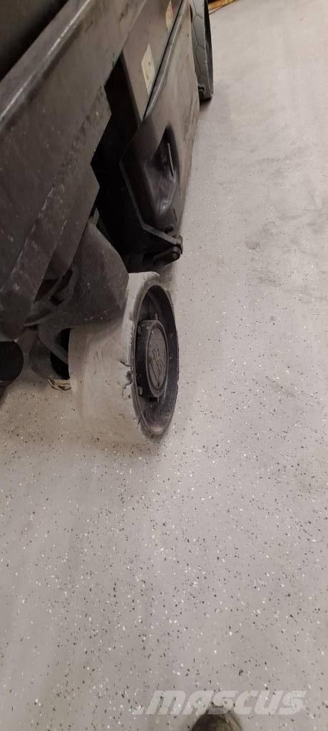 JLG 2630 ES Scissor lifts