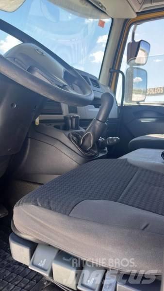 Volvo FL 240 Skip bin truck