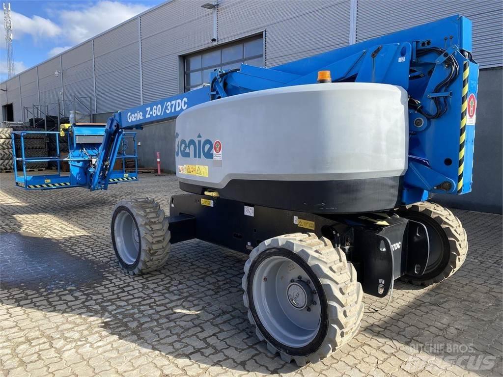 Genie Z60/37 DC Articulated boom lifts
