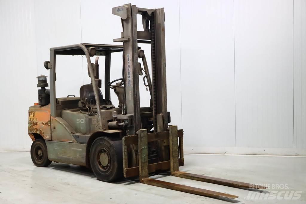 Doosan D50C-7 Diesel trucks