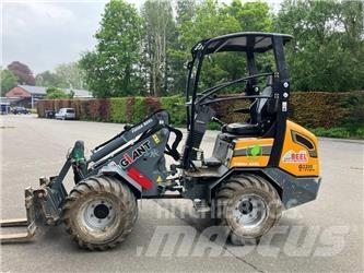 GiANT G2200E Skid steer loaders