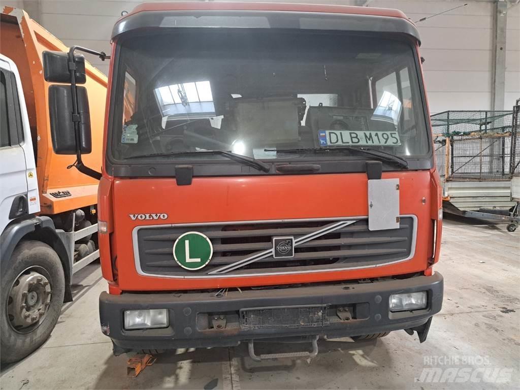 Volvo FL6 220 Prime Movers