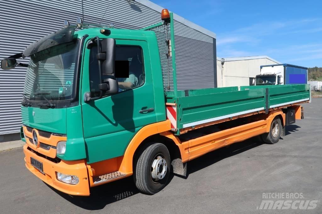 Mercedes-Benz 822 L Pick up/Dropside