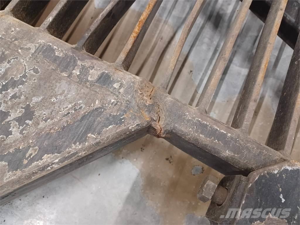 Komatsu 890.3 Other components