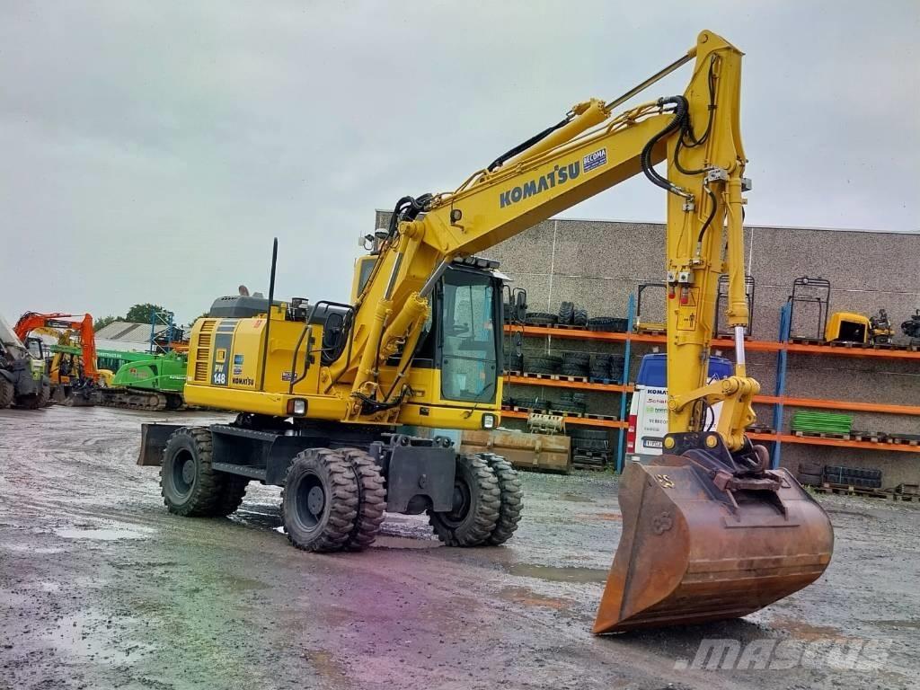 Komatsu PW 148-8 Wheeled excavators