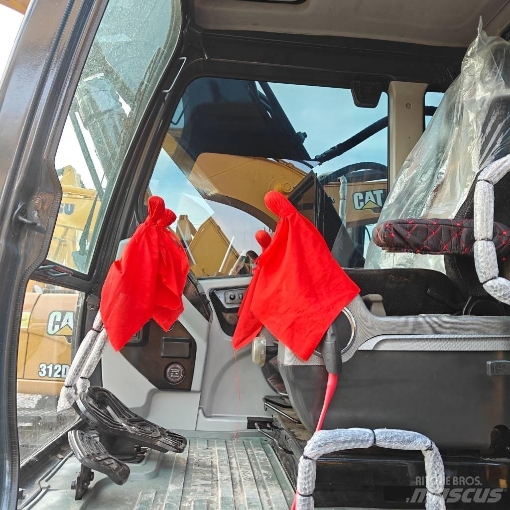 Hyundai 220VS Crawler excavators