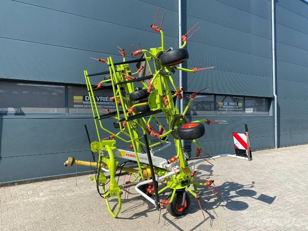 CLAAS Volto 900 Rakes and tedders