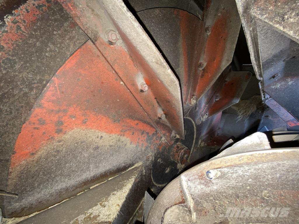 Kuhn MINOTOR 3060 Silo equipment