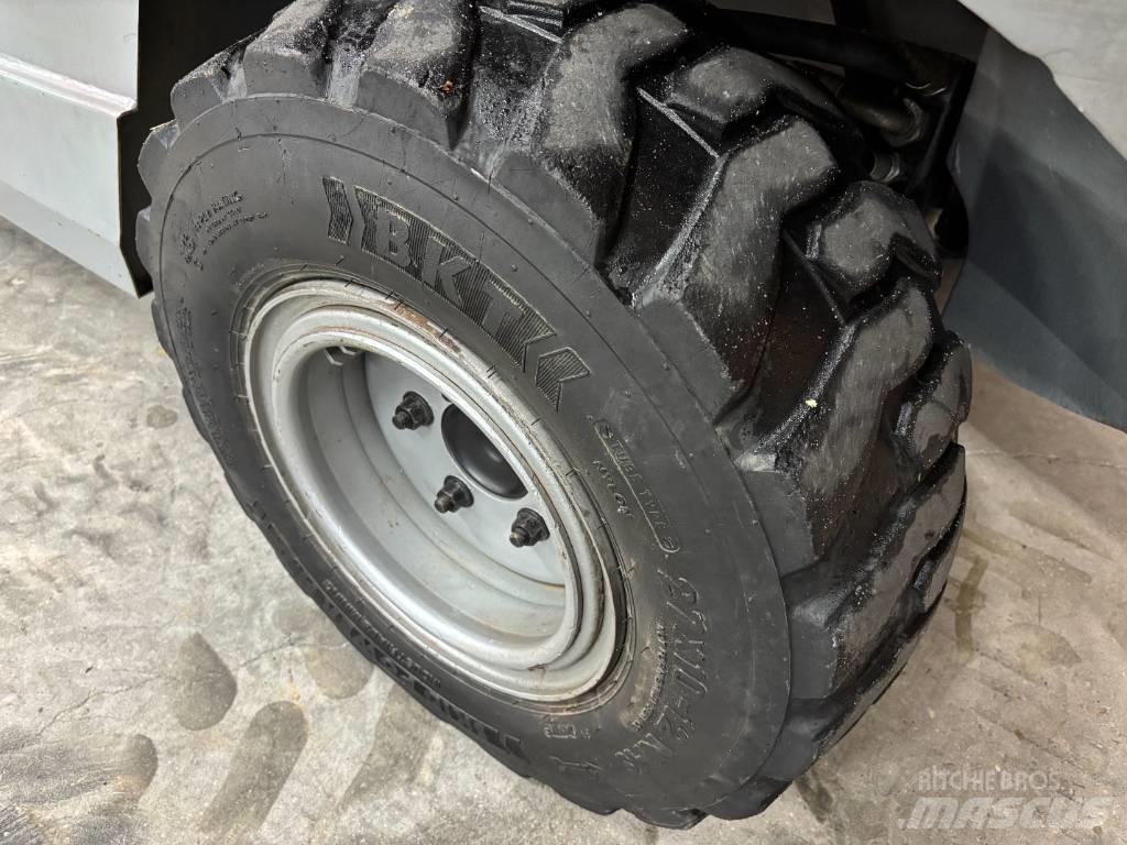 Manitou MH 25.4 T Rough terrain truck