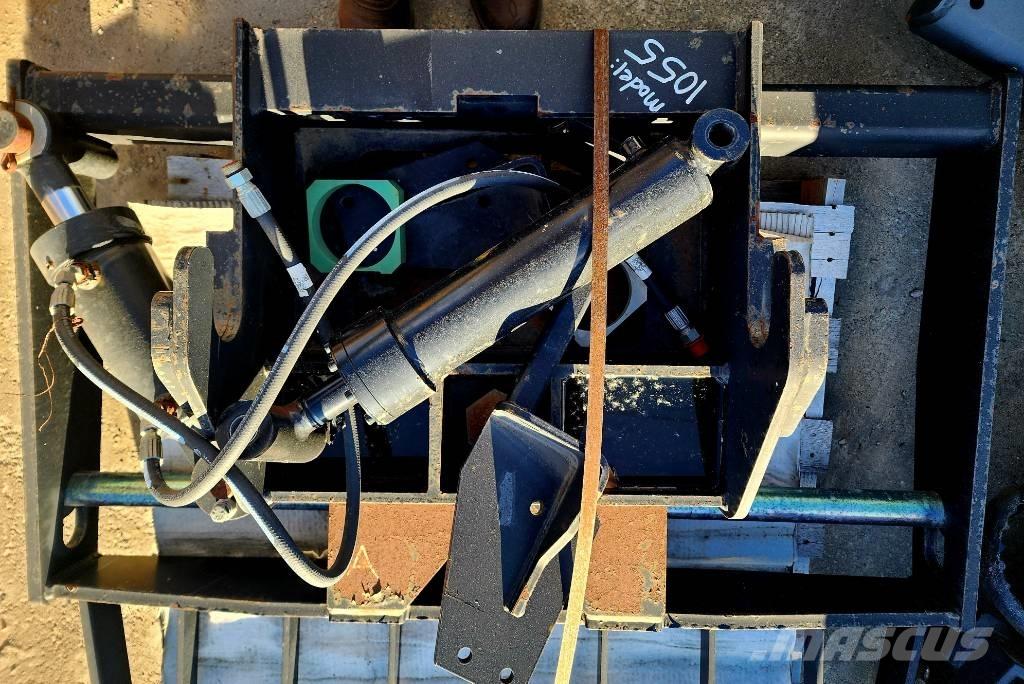 JLG Fork-Side Tilt Forks