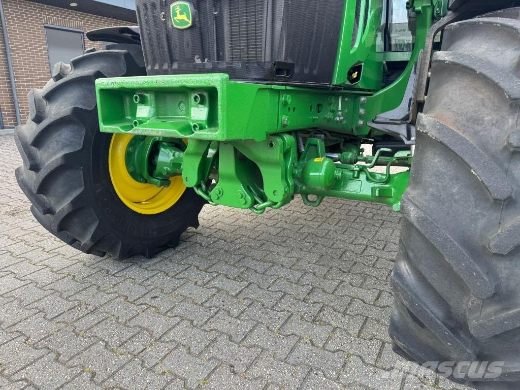John Deere 6120 M Tractors
