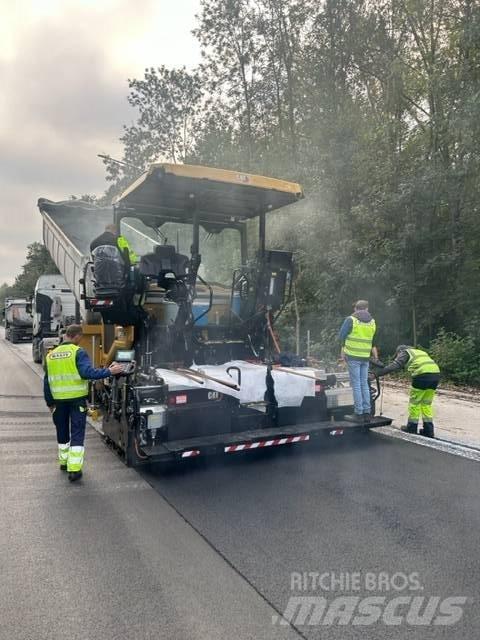CAT AP 555 Asphalt pavers