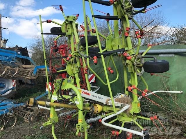 CLAAS Volto 900 Rakes and tedders