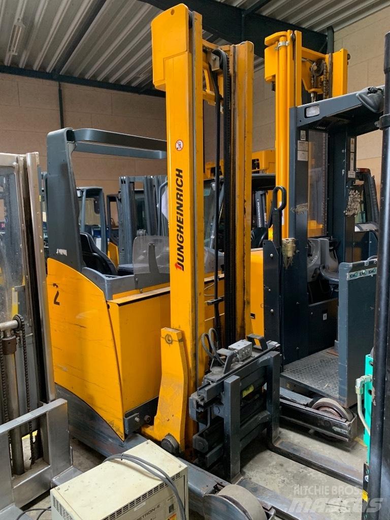 Jungheinrich ETV 216 Reach truck