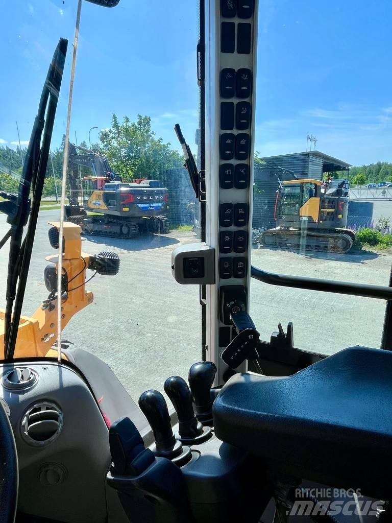 Volvo L 120 H Wheel loaders