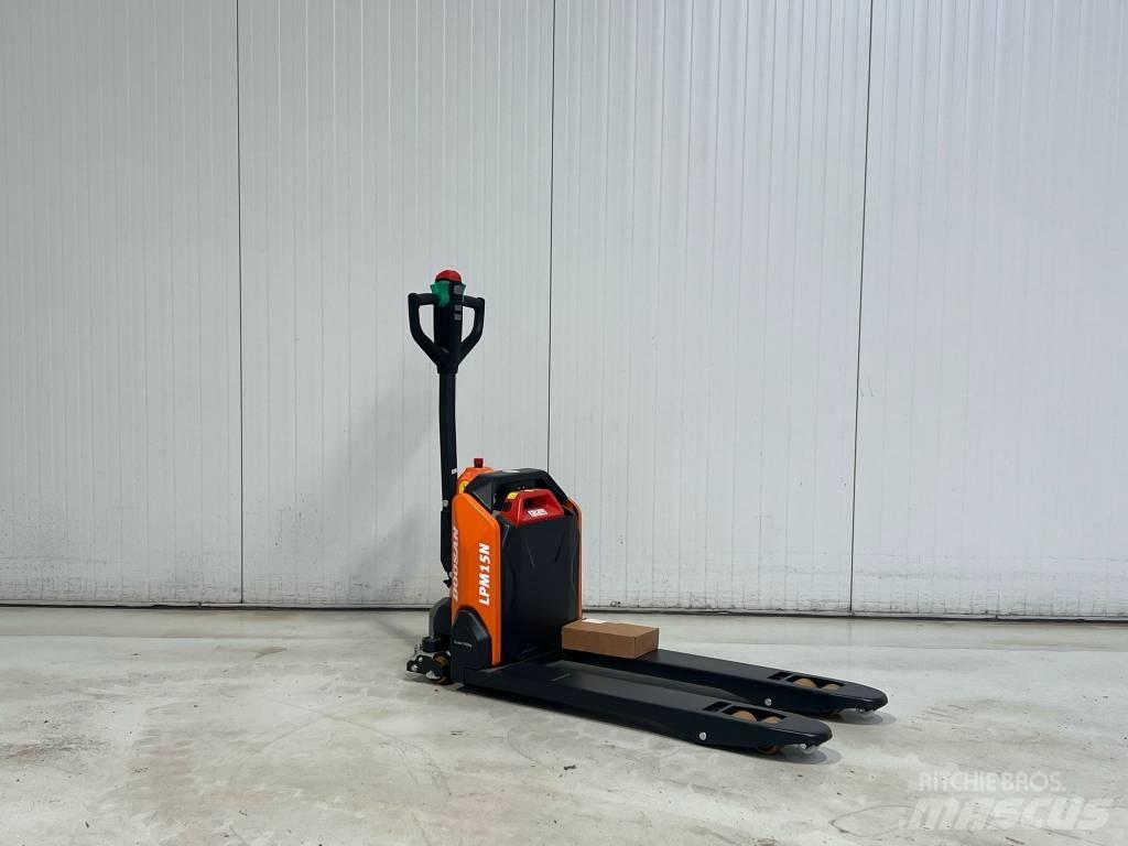 Doosan LPM15N-7 Low lifter