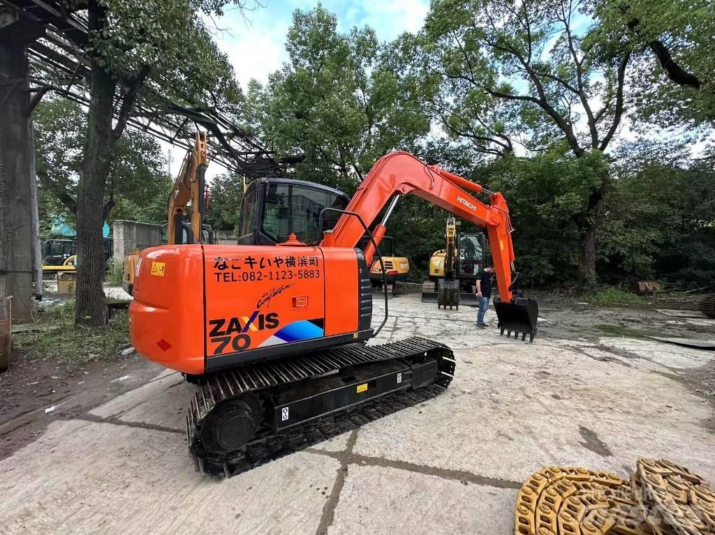 Hitachi 70 Crawler excavators