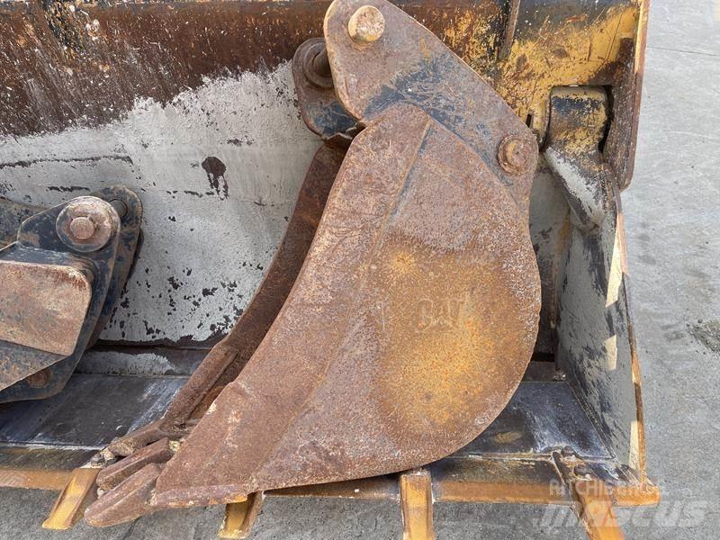 CAT 428 F Backhoe