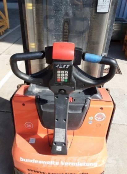 Toyota BT SWE 120 L Hand pallet stackers