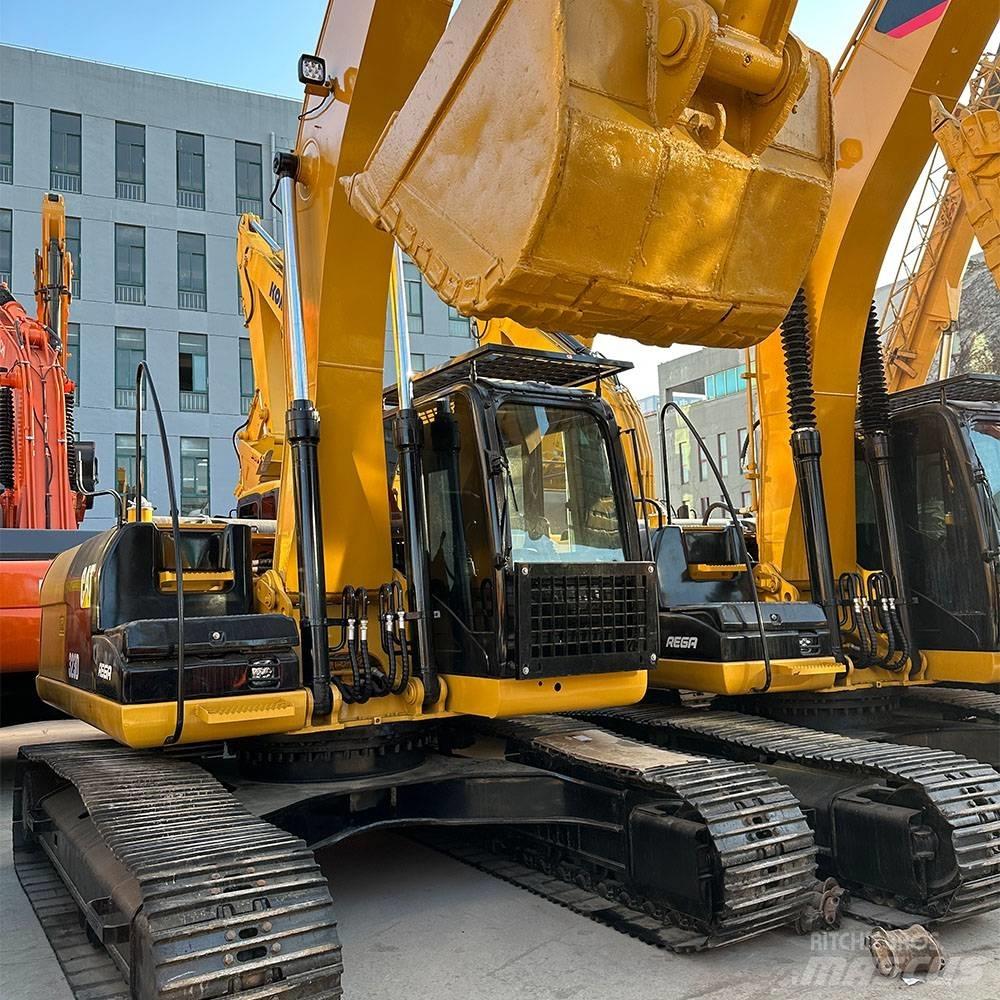 CAT 323 D Crawler excavators