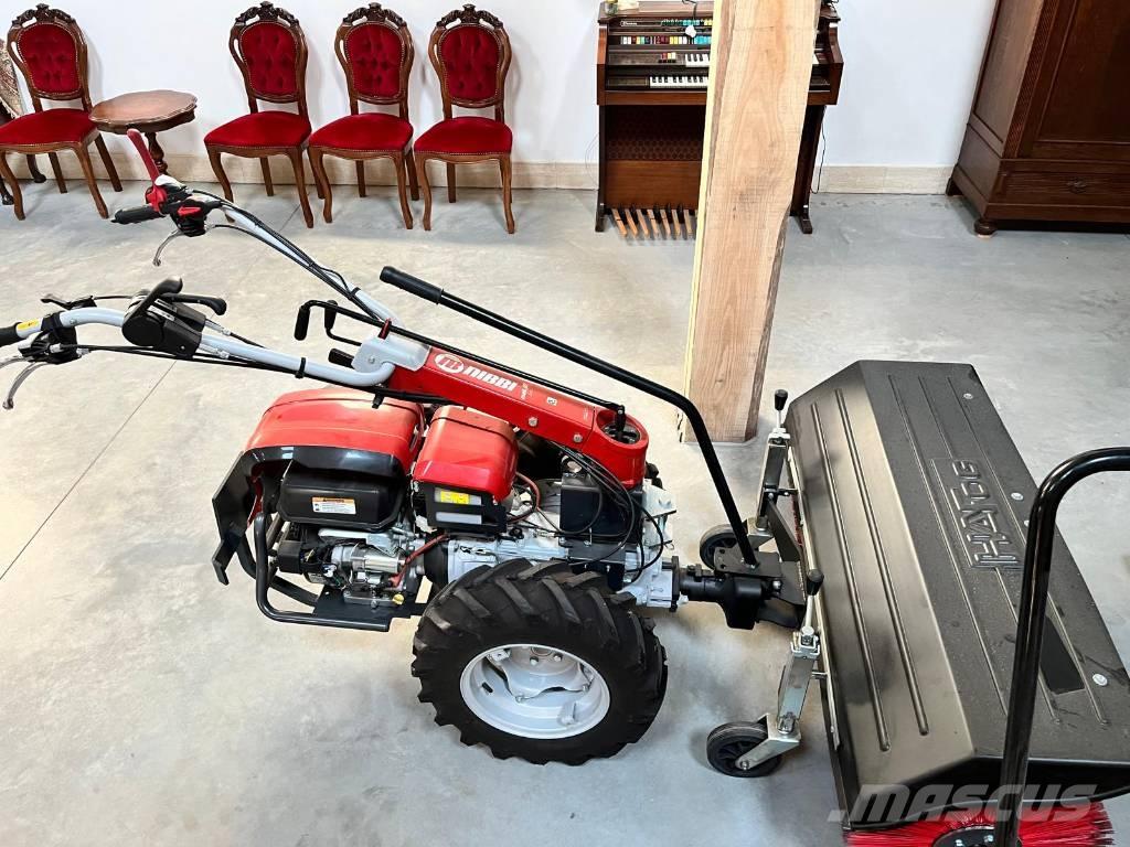 Emaq MAK 18 Sweepers