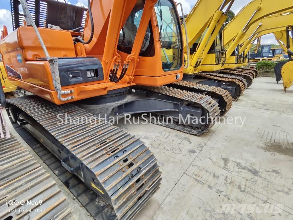 Doosan 225-7 Crawler excavators