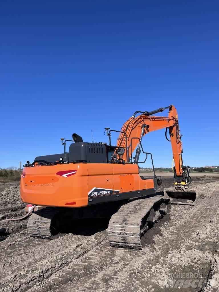 Doosan DX255 LC-7 Crawler excavators